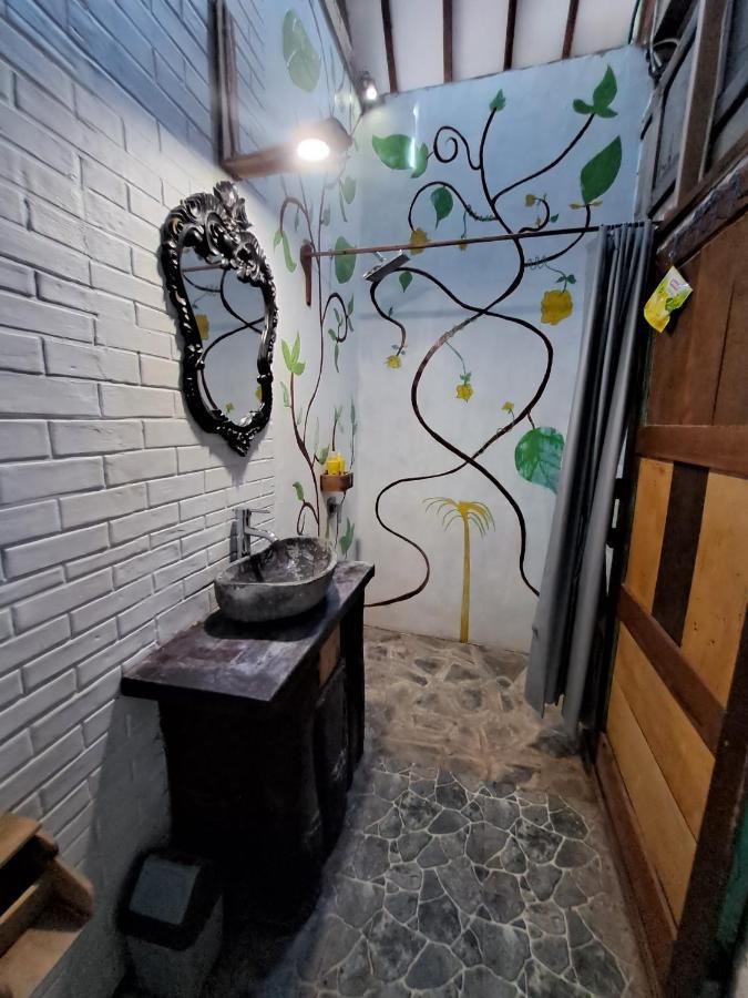 Diana'S Homestay Banyuwangi  Exterior foto